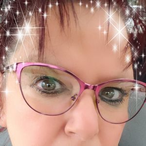 Meet your Posher, Clara